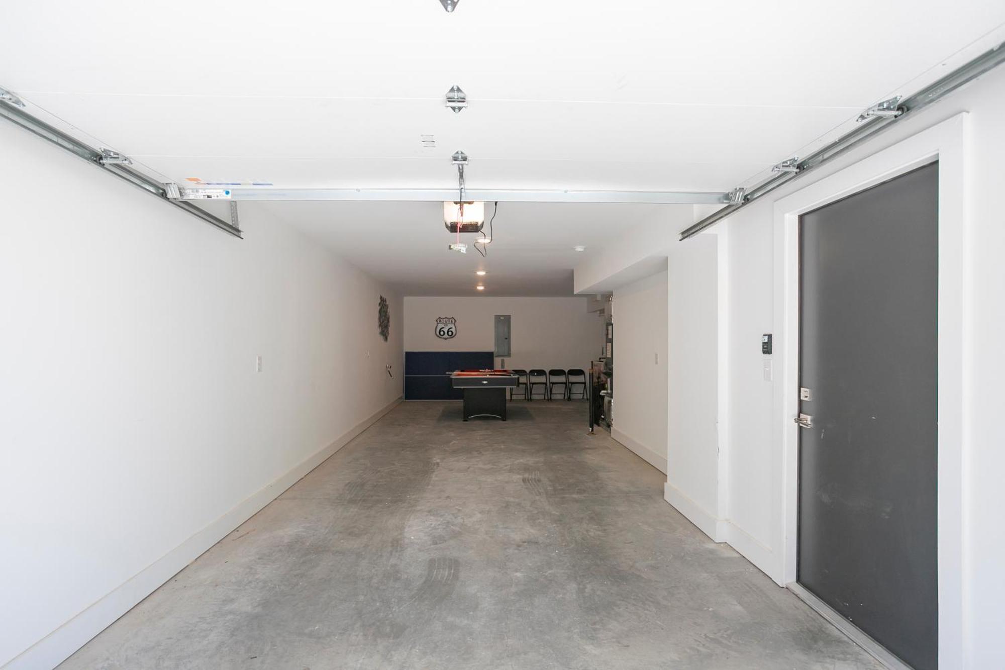 Luxury Townhome Skyline Views Mins To Dt NashvilleNashville  Kültér fotó